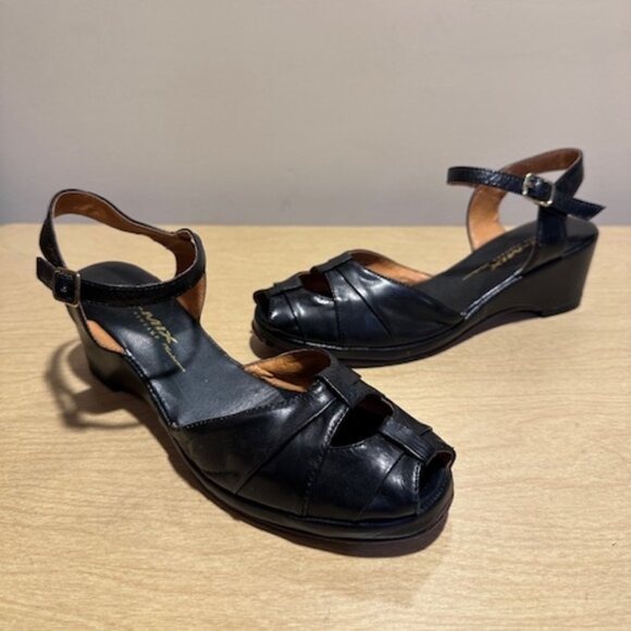 Re-mix Pleated Toe Vintage Style Black Leather Sandal Wedge Peep Toe - Picture 1 of 12
